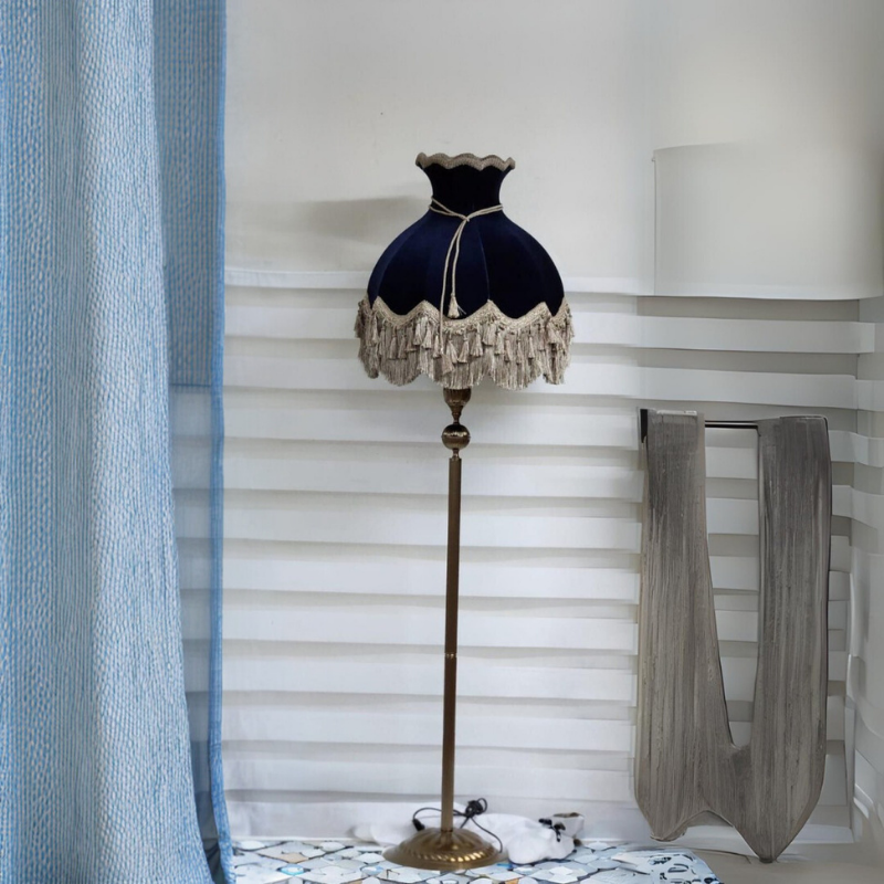 Klasik Lambader LACİVERT Başlık BRONZ Ayak 170cm.