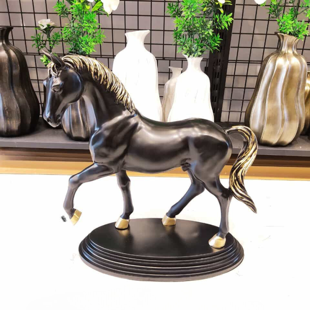 Yürüyen At 47x50cm.