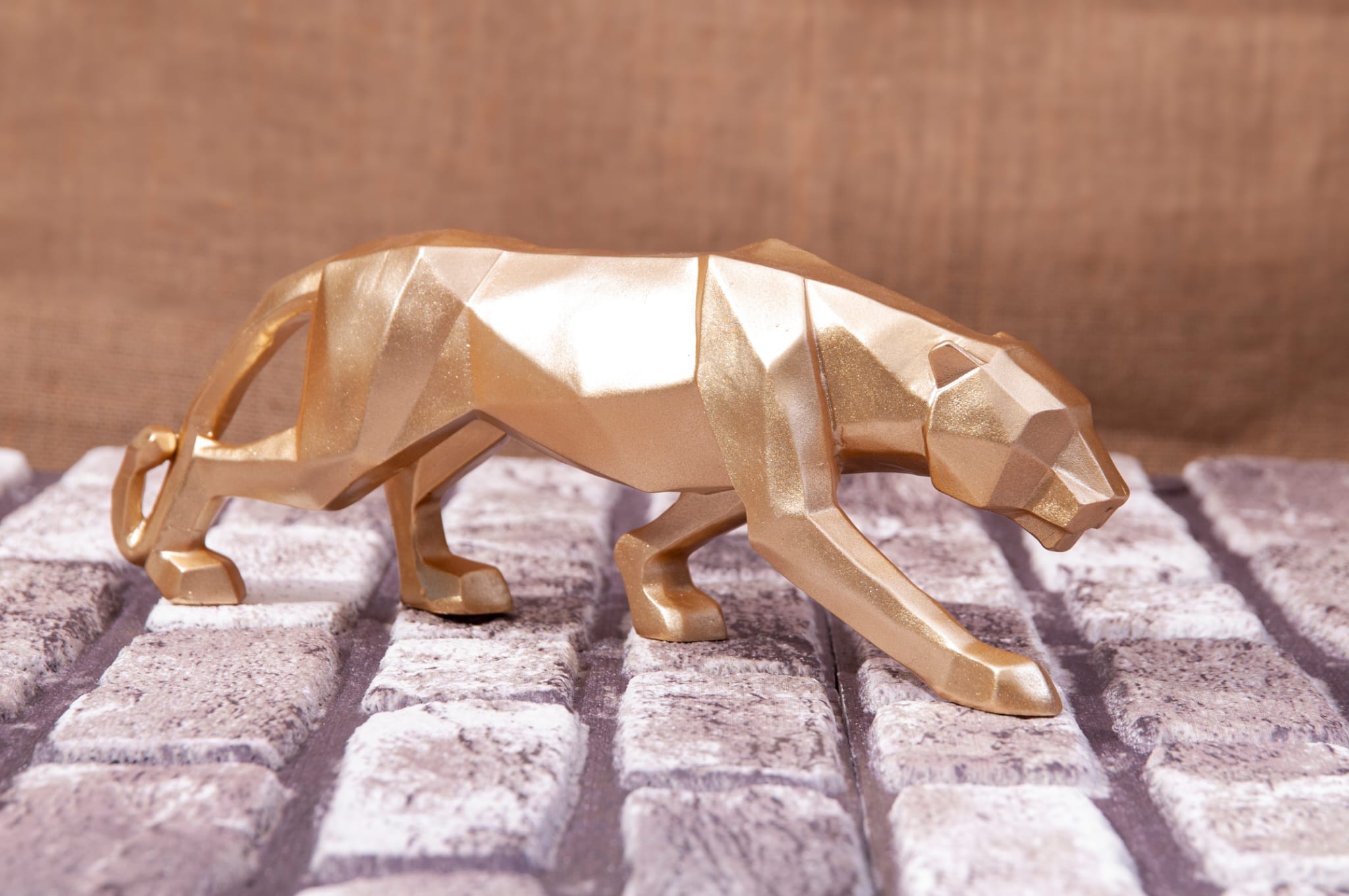 Kübik Jaguar 40x14cm.