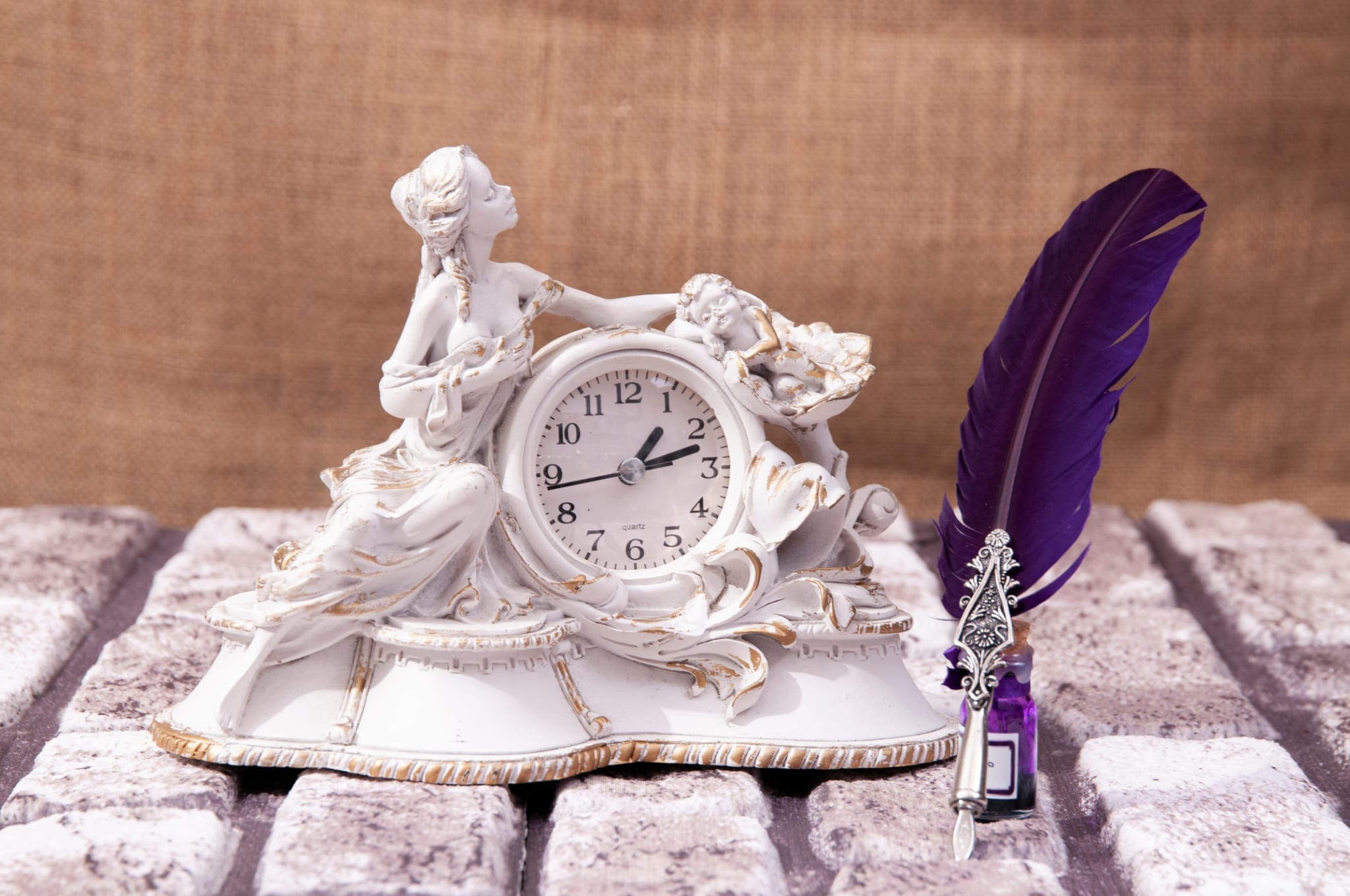 Kızlı Saat 26x18cm.